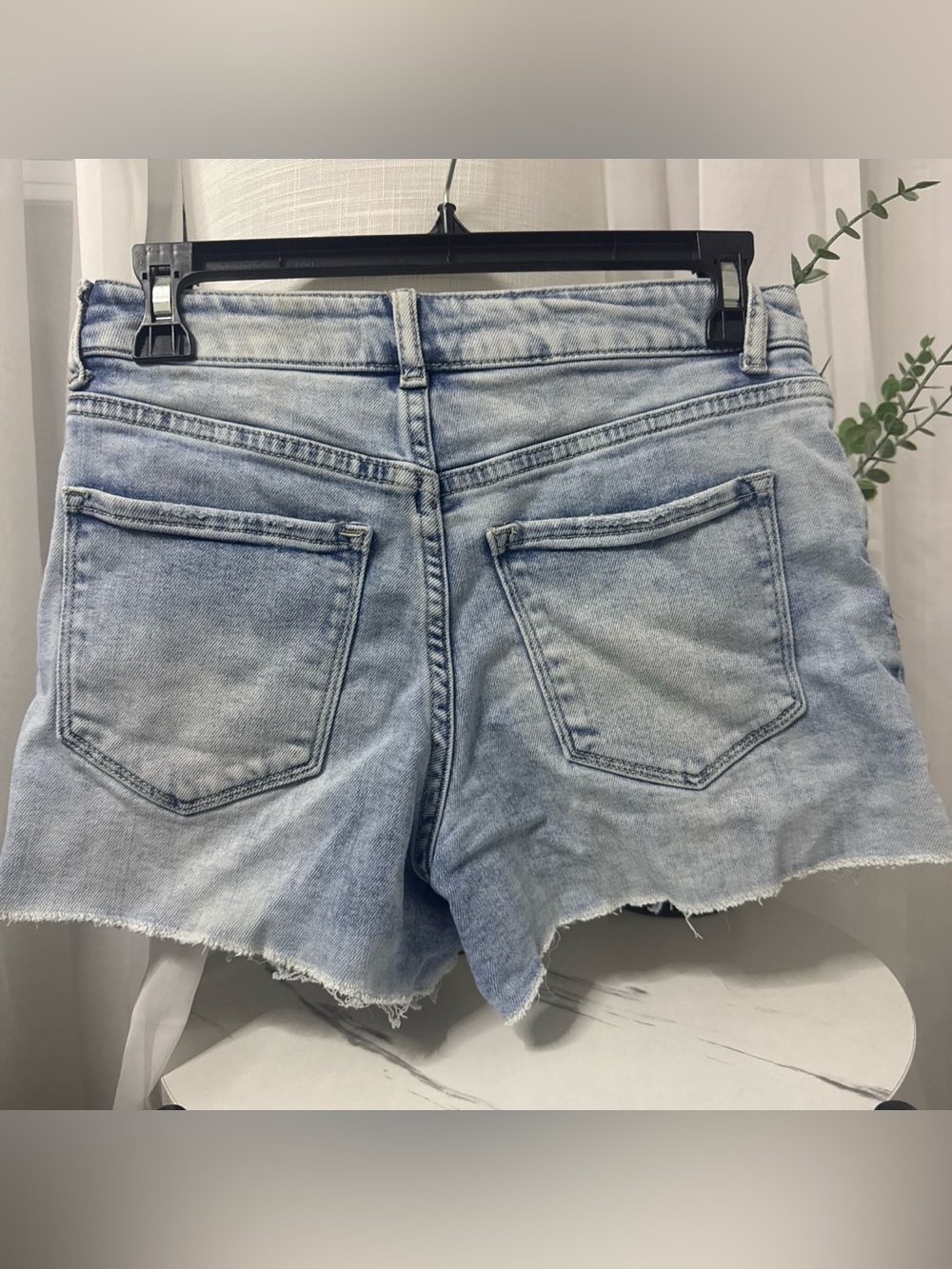 Light Blue Denim Women's Jeans - Picture 3 of 3